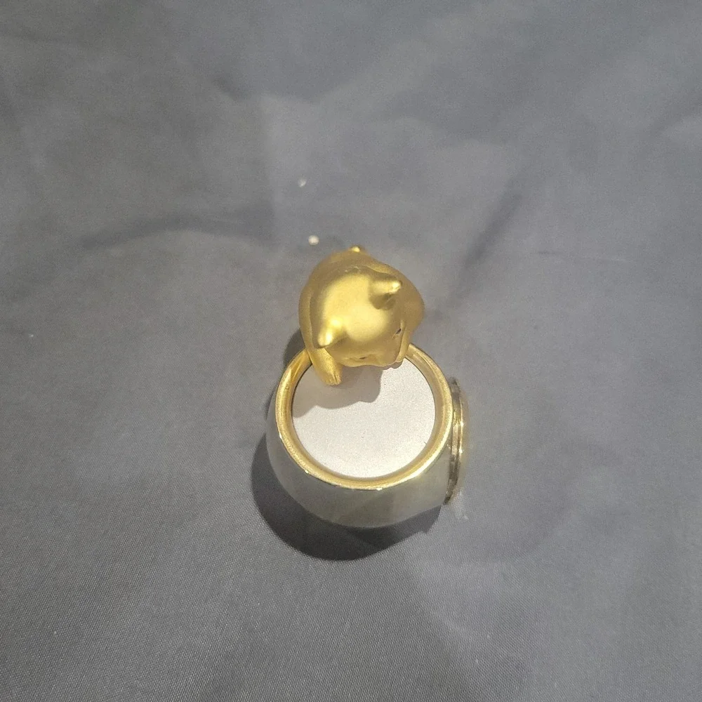 Elgin Miniature Collectable Desk Clock Cat Needs Batteries